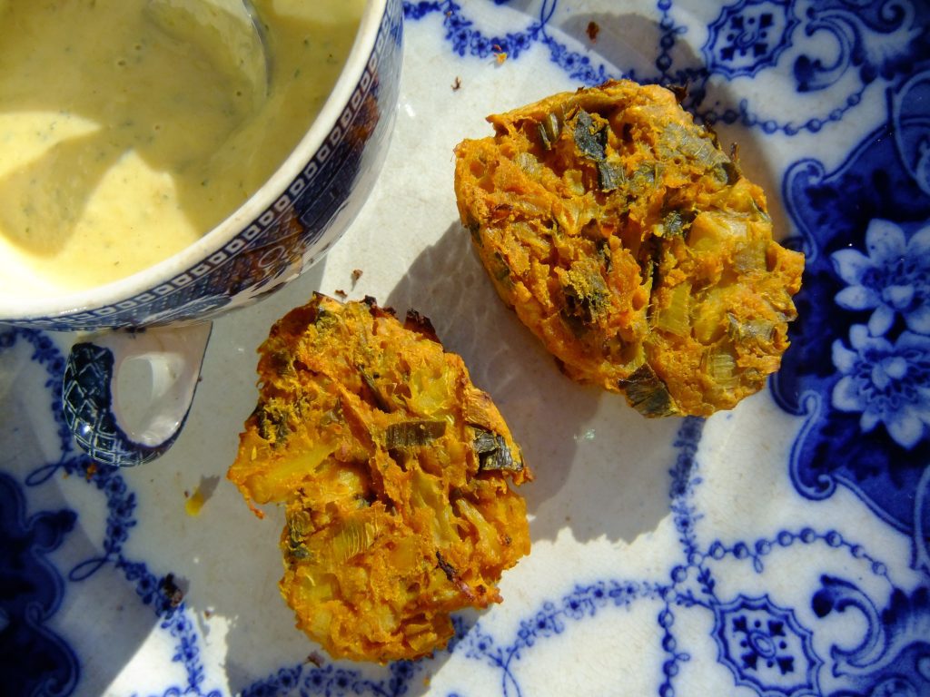 Cauliflower & leek bhajis with a mango & mint dip