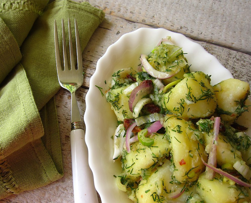 Best ever potato salad (Greek style)