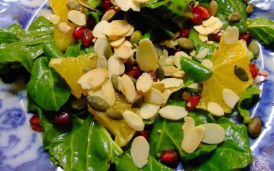 Spinach, orange & pomegranate salad